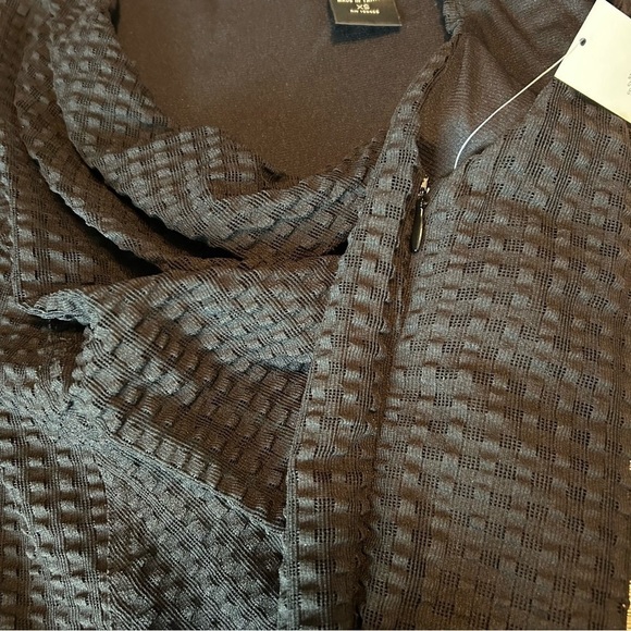 Lord & Taylor Black Draped Neck Waffle Style Lace Fully Lined Sleeveless Dress - Picture 14 of 15